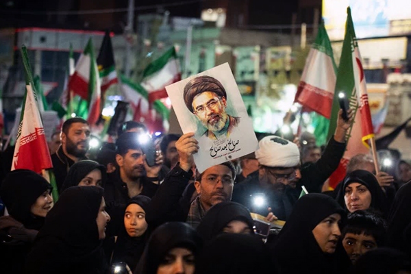 تصاویر/ هفدهمین اجتماع میثاق با امام شهید و بیعت با رهبر انقلاب در کرج