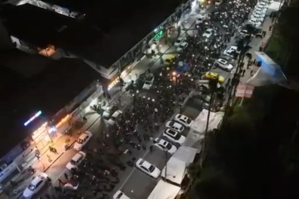 کلیپ/ اجتماع عظیم بیعت و حمایت از رزمندگان اسلام و رهبری در نوشهر