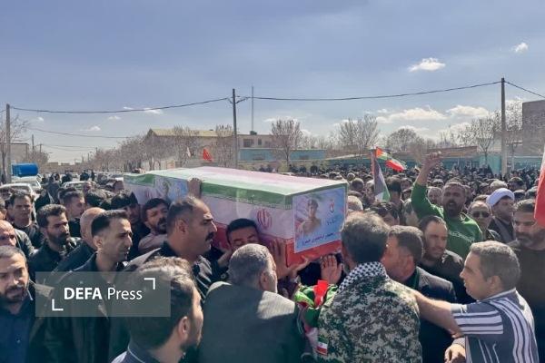 تشییع باشکوه شهید «محمدرضا جعفری خسرو» در قهاوند + تصاویر