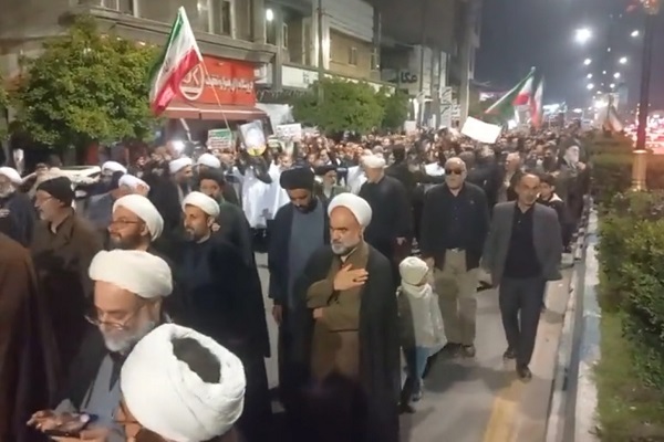 فیلم/ خیابان‌های فریدونکنار مملو از عاشقان ایران و رهبری