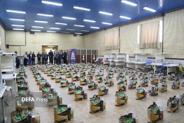 توزیع بسته‌های معیشتی جامعه ورزش و جوانان استان کردستان در بین نیازمندان