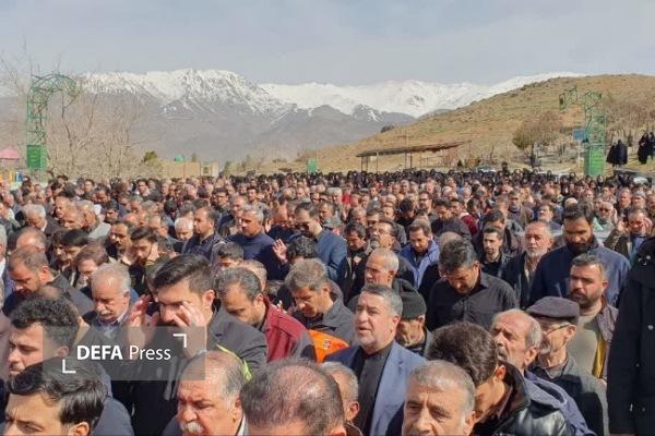 تشییع پیکر شهید «محسن دلاوری» در تویسرکان + تصاویر