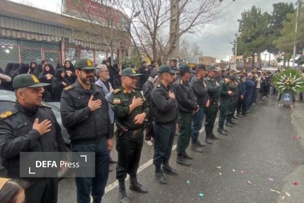 تشییع و خاکسپاری ۳ شهید  ناوشکن‌های دنا و جماران در شهرستان نهاوند