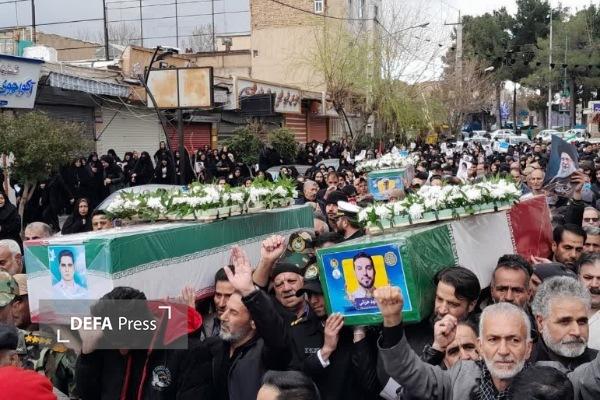 تشییع و خاکسپاری ۳ شهید  ناوشکن‌های دنا و جماران در شهرستان نهاوند