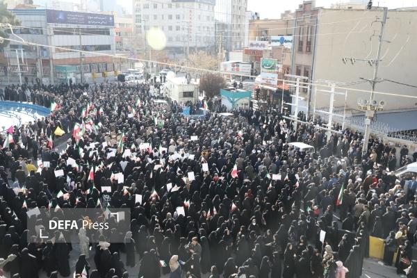 یاداشت/ ایستادگی و عظمت ملی؛ پیام ایران به جهان یاداشت/ ایستادگی و عظمت ملی؛ پیام ایران به جهان