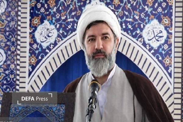 تأکید امام جمعه دیباج بر وحدت اجتماعی و نقش قدرت دفاعی کشور