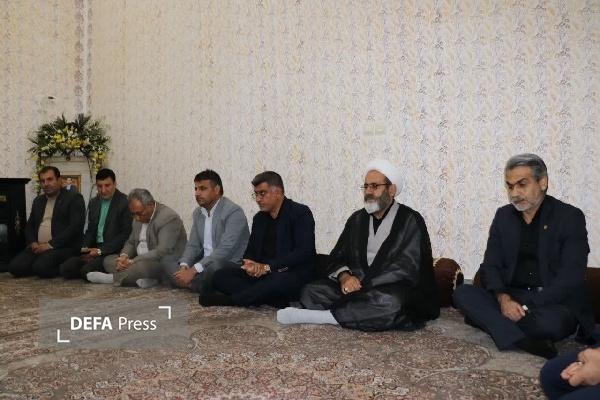 ادای احترام مسئولان به مقام شامخ شهدای «جنگ رمضان» در آستانه سال نو در کهگیلویه و بویراحمد+ تصاویر ادای احترام مسئولان به مقام شامخ شهدای «جنگ رمضان» در آستانه سال نو در کهگیلویه و بویراحمد+ تصاویر