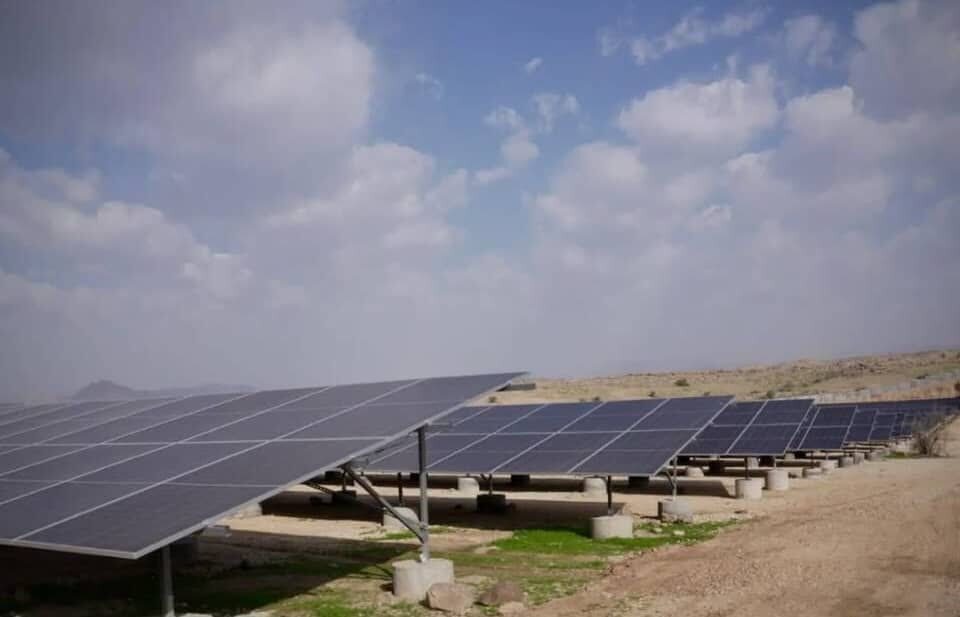 اشتغال ۶۰ نفر با ایجاد نیروگاه انرژی خورشیدی کارخانه کربنات سدیم فیروزآباد