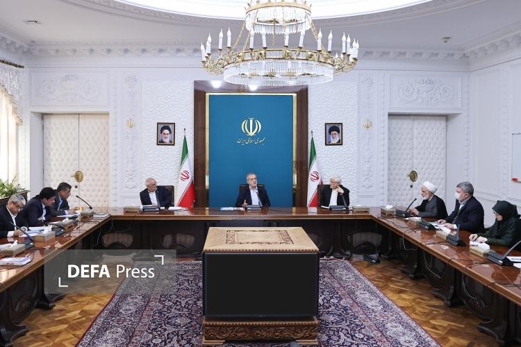 ضرورت استمرار رویکرد دولت در مسیر کوچک سازی، مبارزه با فساد و مدیریت هوشمند منابع ضرورت استمرار رویکرد دولت در مسیر کوچک سازی، مبارزه با فساد و مدیریت هوشمند منابع