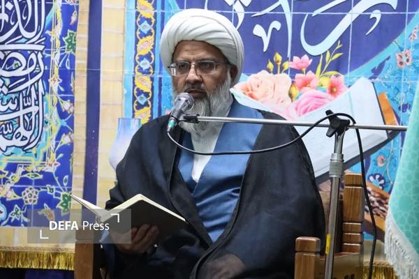 شیطان با بزک گناه، زمینه غفلت را فراهم میکند شیطان با بزک گناه، زمینه غفلت را فراهم میکند