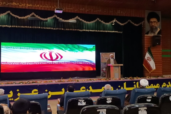 حجت‌الاسلام کریمی‌تبار: ایثار مردم ایلام در بمباران‌ها باید تبیین شود