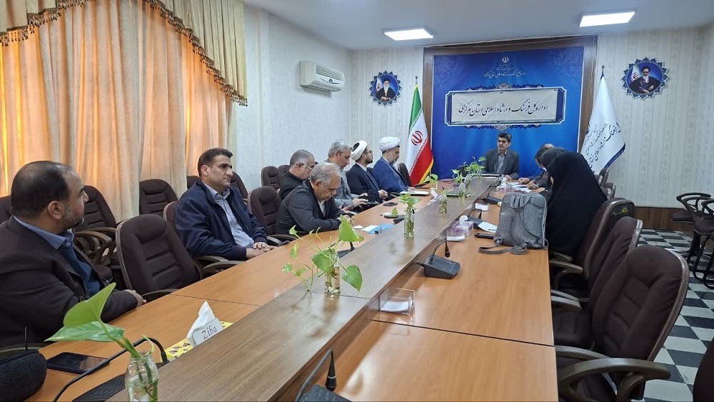 برگزاری نمایشگاه بزرگ قرآن و عترت استان مرکزی با هدف گسترش نشاط معنوی+ تصویر