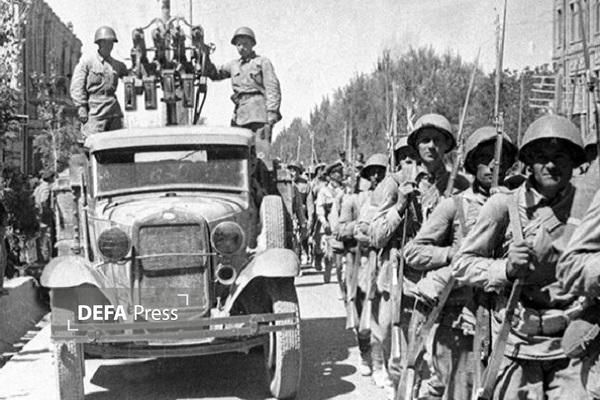 افتخار خاله شاه ایران به همخوابگی با سربازان آمریکایی افتخار خاله شاه ایران به همخوابگی با سربازان آمریکایی