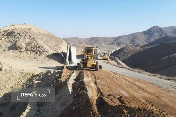 امیر ابراهیمی: اجرای پروژه ملی انسداد مرز جزو اولویتهای گروههای مهندسی ارتش است امیر ابراهیمی: اجرای پروژه ملی انسداد مرز جزو اولویتهای گروههای مهندسی ارتش است