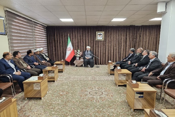 نماینده ولی‌فقیه کردستان: منابع طبیعی میراثی برای نسل‌های آینده است+ تصاویر