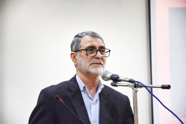 اساتید و نخبگان محور اصلی کانون تبیین و روشنگری در دانشگاه‌ها هستند