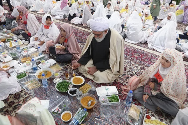 فیلم/ آرامش سرِ سفره پدری