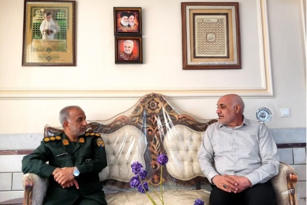 دیدار مدیرکل حفظ آثار و نشر ارزش‌های دفاع مقدس و مقاومت خراسان جنوبی با سردار «مسروری»