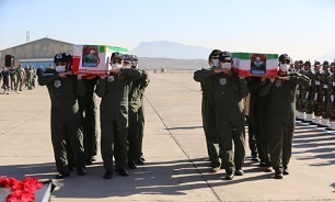 تصاویر / آیین وداع با خلبانان شهید هوانیروز در اصفهان