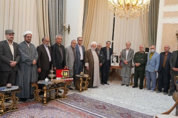 دیدار مسئولان خراسان جنوبی با خانواده شهید «محمدرضا گنجی‌فرد»