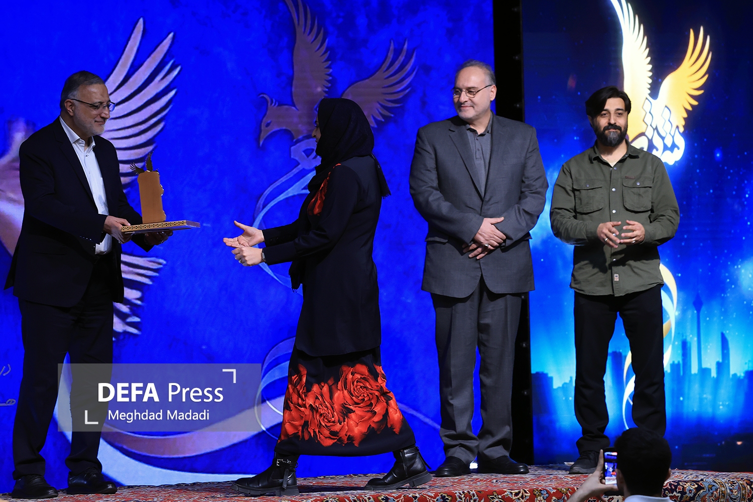 اسفندقه: شعرفارسی با آسمان پیوند خورده است/ صیانت از شعرفارسی را وظیفه ملی و تمدنی است اسفندقه: شعرفارسی با آسمان پیوند خورده است/ صیانت از شعرفارسی را وظیفه ملی و تمدنی است