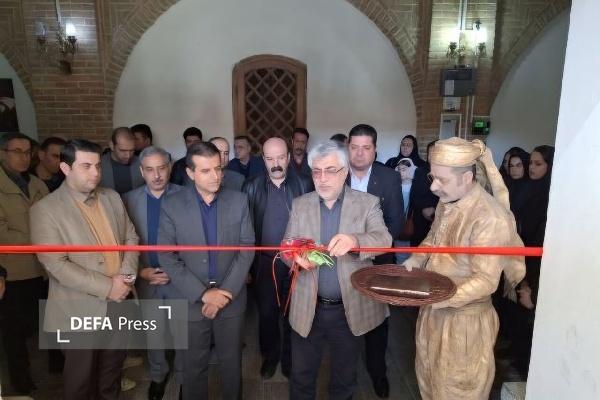 نمایشگاه محصولات خرد و خانگی در شهر سنندج افتتاح شد