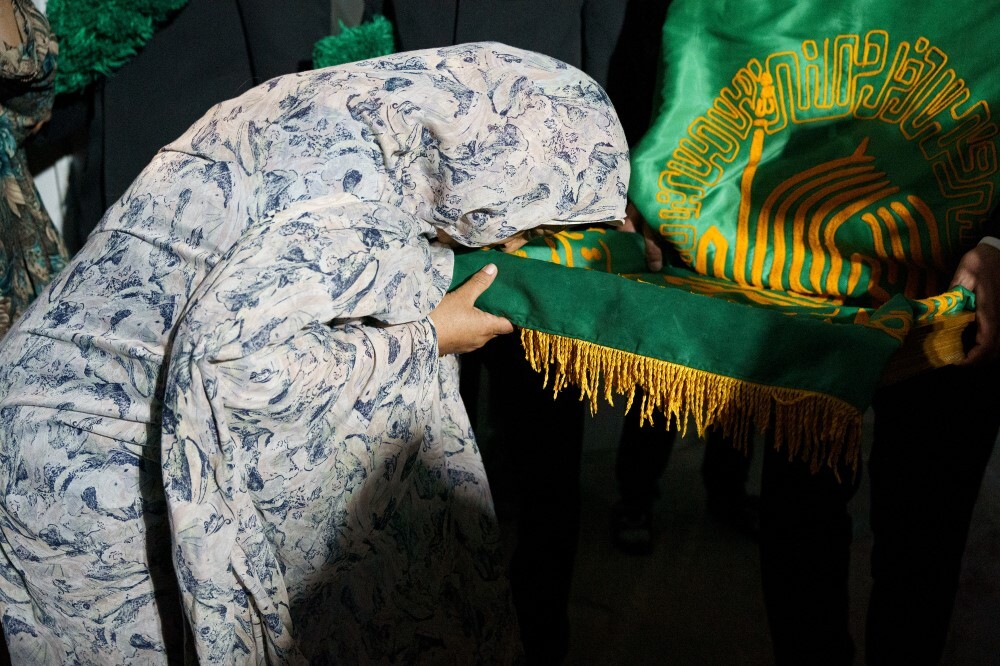 تصاویر/ حضور خدام حرم مطهر رضوی در بند نسوان زندان مرکزی مشهد