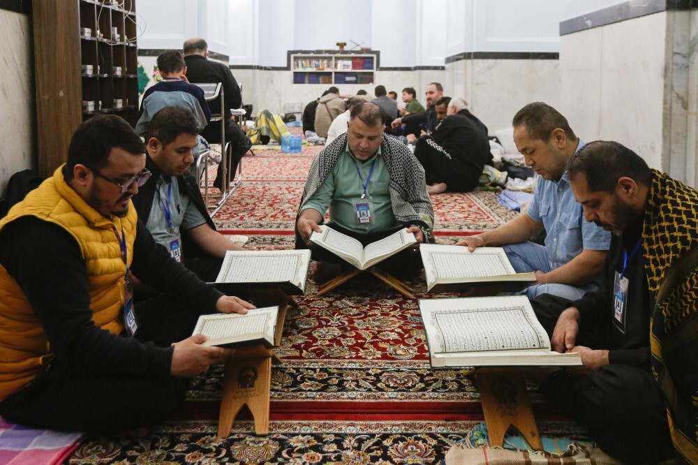 تصاویر/ اعتکاف رمضانیه طلاب جامعه‌المصطفی العالمیه در حرم مطهر رضوی