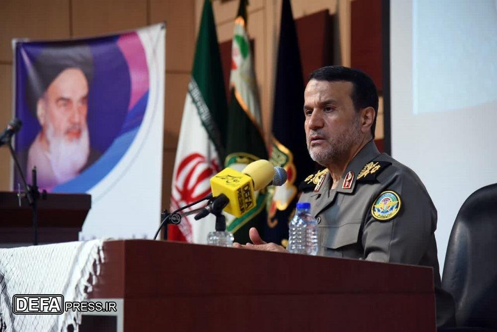 نهمین دوره بصیرت بنیاد حفظ آثار و نشر ارزش‌های دفاع مقدس و مقاومت در مشهد برگزار شد
