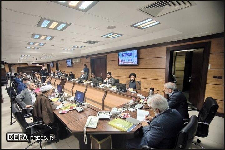 کدخدایی: وجه اندیشمندی امام خامنه‌ای پنهان مانده است