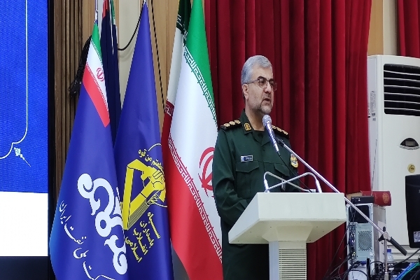مراسم تجلیل از دست‌اندرکاران مراسم تشییع و تدفین شهید گمنام شرکت نفت و گاز گچساران