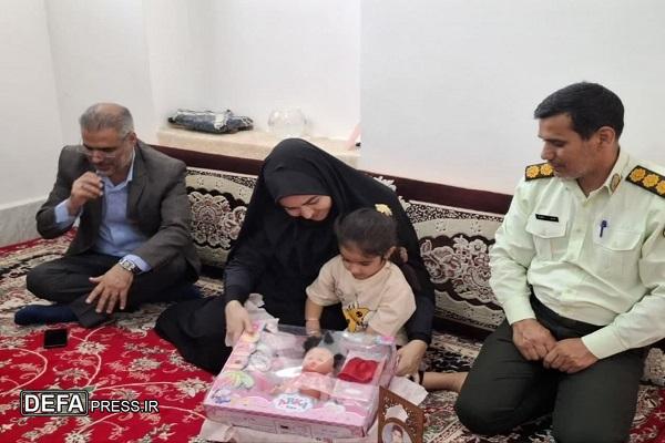 دیدار فرماندار مه‌ولات با خانواده شهید مدافع سلامت+ تصاویر