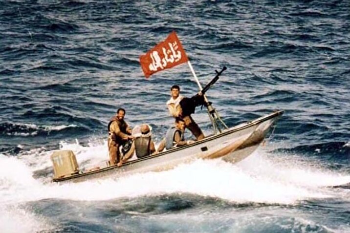 فیلم/ رجزخوانی رزمنده دفاع مقدس برای طمع‌کنندگان به خلیج‌فارس