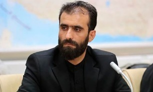 برگزاری آئین تجلیل از برگزیدگان جشنواره یوسف و شعر «دفاع مقدس و مقاومت» در همدان