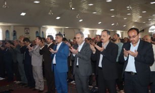 تصاویر/حضور استاندار همدان در نماز جمعه بهار