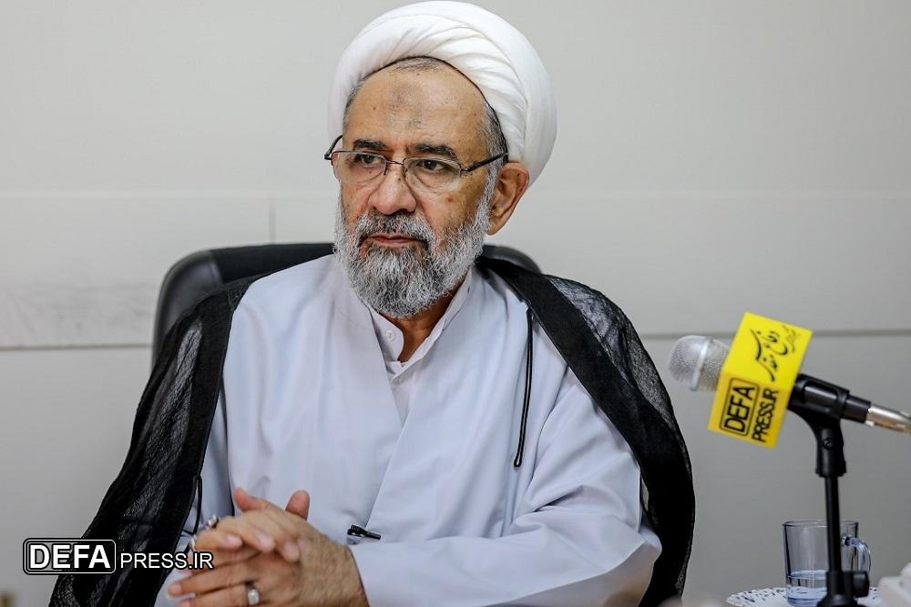 آفند و پدافند فکری در برابر دشمن ضروری است