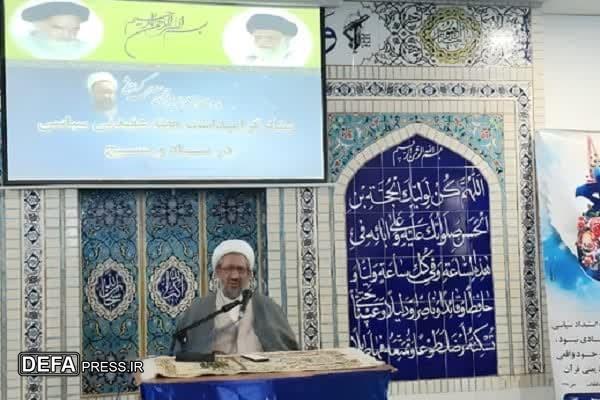 حجت‌الاسلام باقری: قوای مسلح مکتبی، سد پولادین در برابر توهمات دشمنان هستند