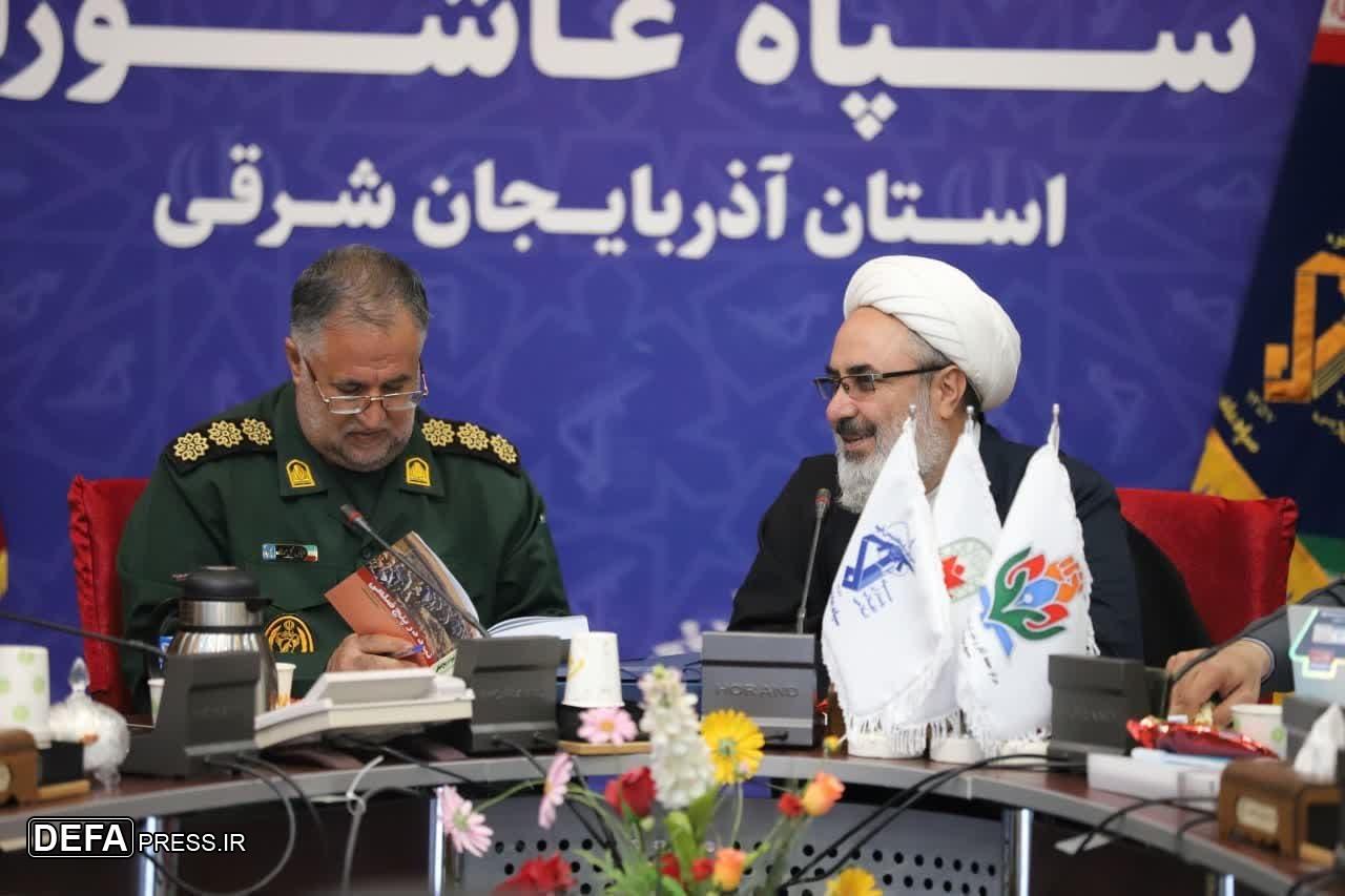نرسیدن دشمن به اهداف شوم خود در دوران افتخارآمیز دفاع مقدس یکی از نشانههای پیروزی ما بر استکبار جهانی است نرسیدن دشمن به اهداف شوم خود در دوران افتخارآمیز دفاع مقدس یکی از نشانههای پیروزی ما بر استکبار جهانی است