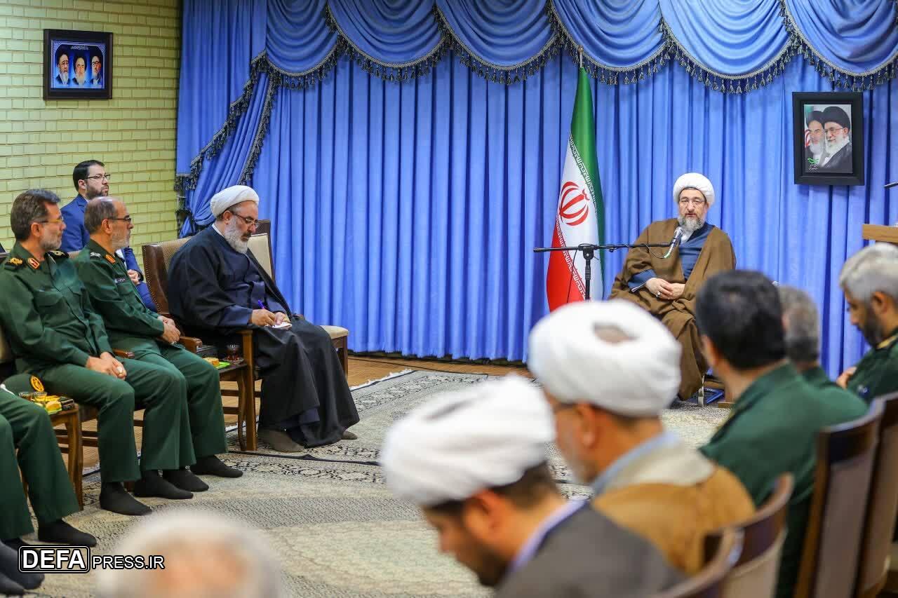 دیدار فرمانده، معاونین و نمایندگی ولی فقیه در سپاه عاشورا با حجت الاسلام والمسلمین مطهری اصل،