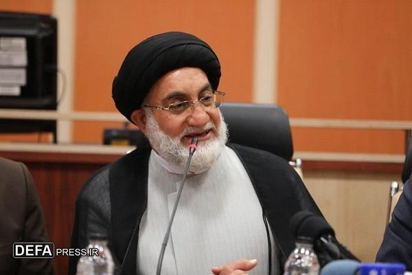 شهرستان ایوان ۳۷۰ شهید را در راه انقلاب تقدیم کرده است