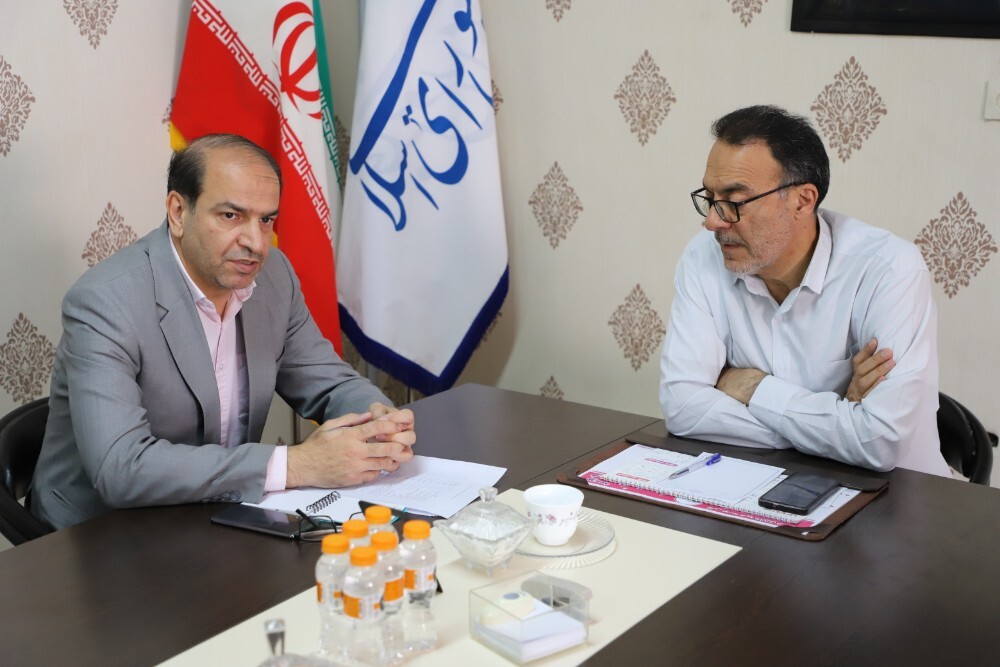 تصاویر/ دیدار مدیرکل بنیاد شهید و امور ایثارگران استان مرکزی با نماینده مردم اراک، خنداب و کمیجان در مجلس شورای اسلامی