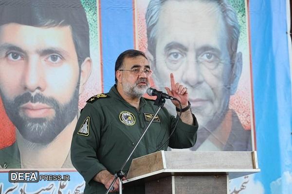 امیر واحدی:نیروی هوایی خط مقدم پاسخ به هر تهدیدی است/ سرمایه‌گذاری روی نیروی انسانی و توسعه فناوری کلید پیروزی در آینده است