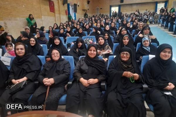 تجلیل از مادران و دختران شهدا در اسدآباد + تصاویر