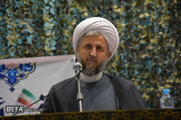 خادم الرضا در آغوش سلطان خراسان