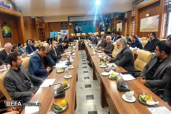 کهن‌سال: کارکنان ادارات باید با روحیه بسیجی به مردم خدمت کنند