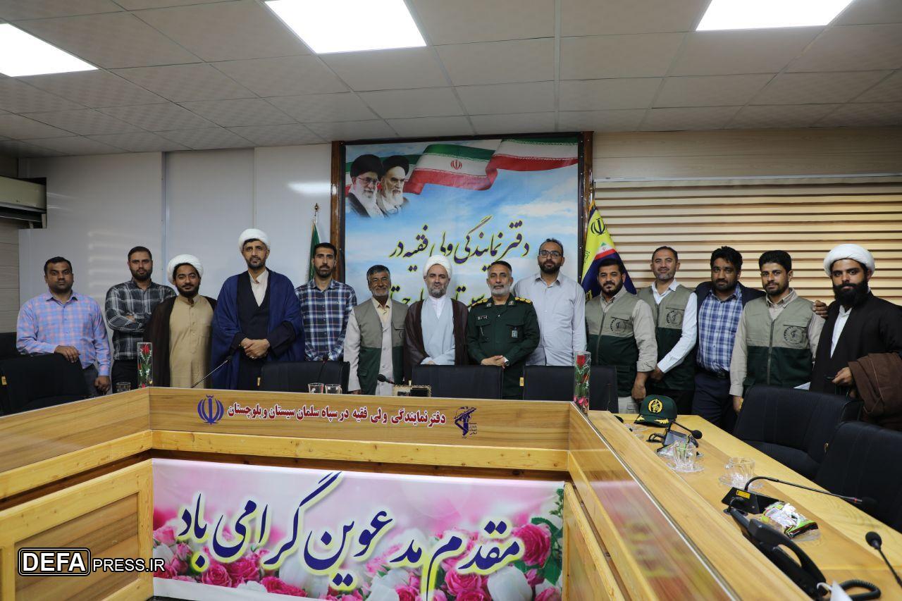 دیدار اعضای ستاد گرامی‌داشت هفته بسیج سازندگی با نماینده ولی فقیه در سپاه سلمان و امام جمعه موقت زاهدان