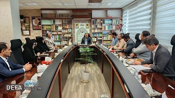 مدیون جامعه بزرگ ایثارگری هستیم