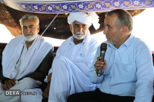 عشایر پیشگامان وفاداری به نظام و یاری‌گران توسعه هستند