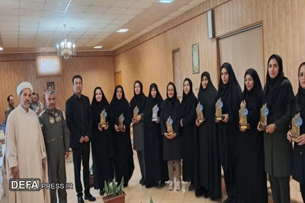 فرمانده پایگاه چهارم هوانیروز ارتش: تربیت نسل جوان رسالت خطیر فرهنگیان ایران اسلامی است