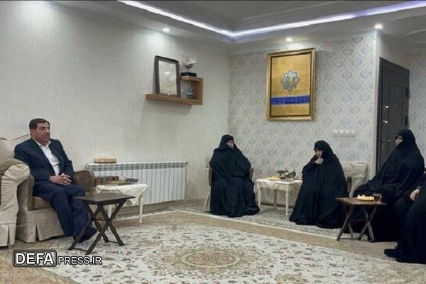 حضور مشاور و دستیار رهبری در منزل شهید رئیسی